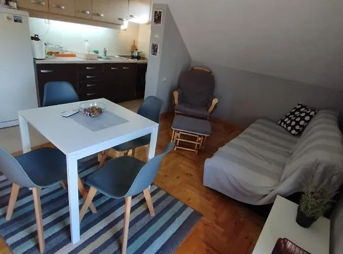 Aleksandra سميديريفو